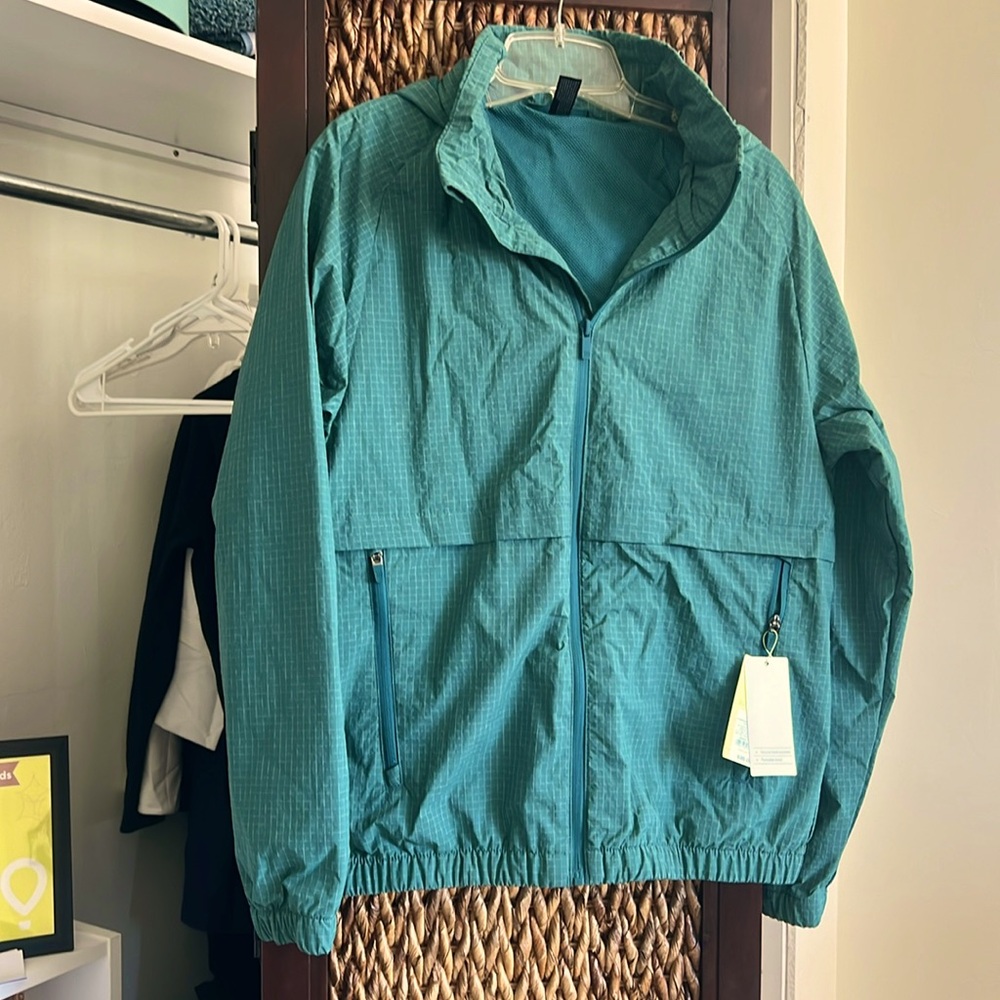 All in motion rain coat NWT green water resistant